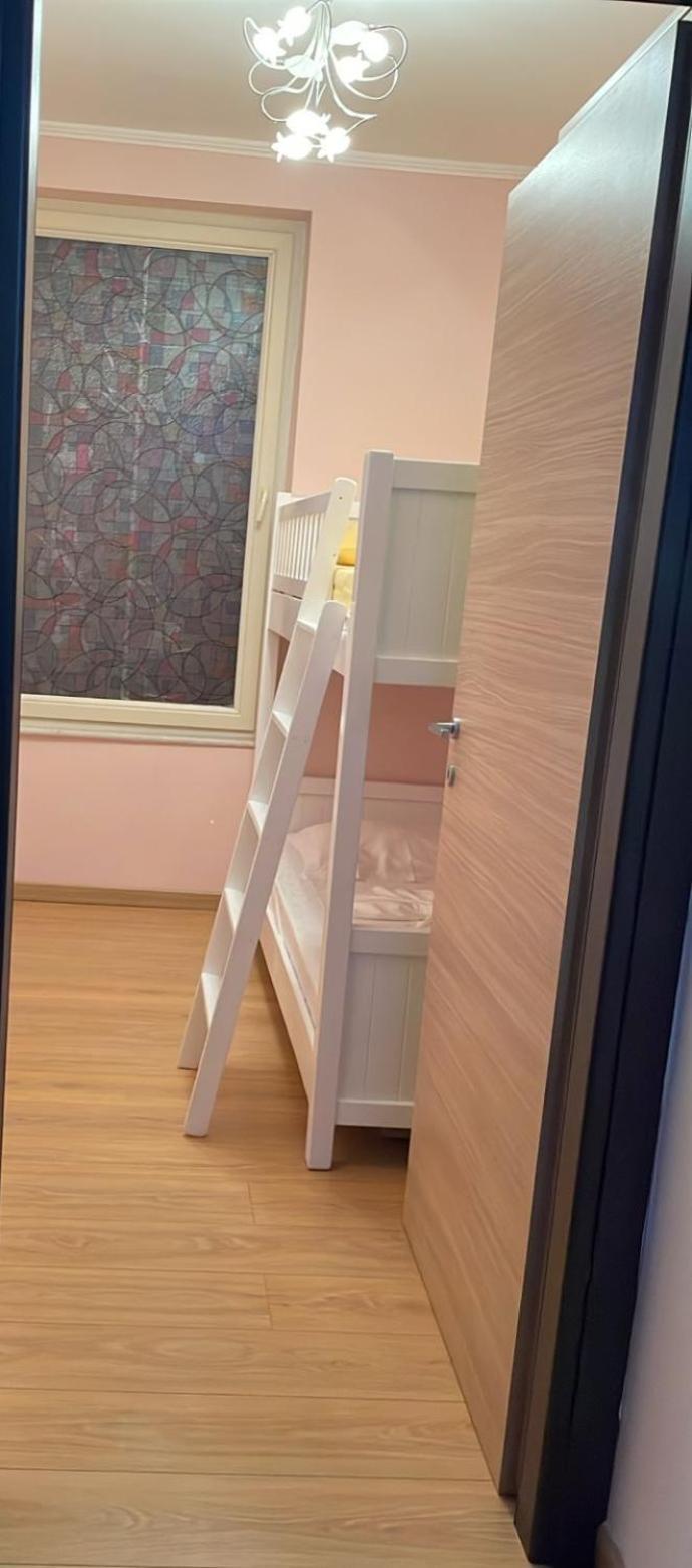Apartmán Lovely Seaview - 70m From - Free Parking Garage Sarandë