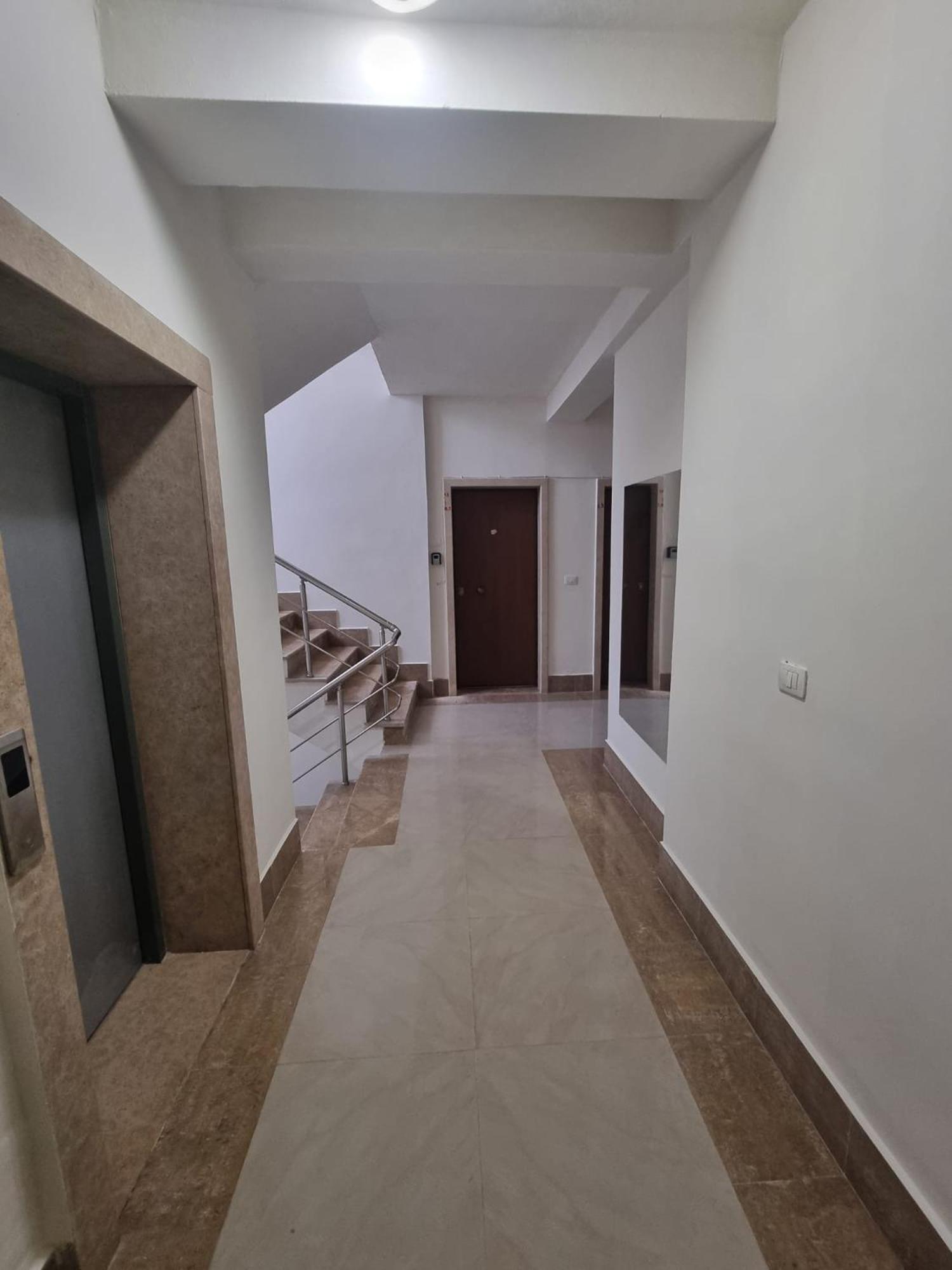 Lovely Seaview - 70m From - Free Parking Garage Апартаменти Саранда